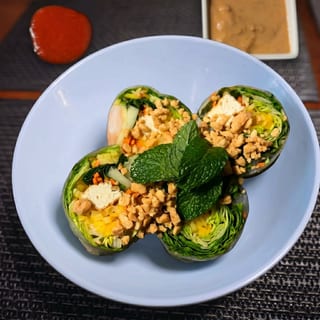 FRESH SUMMER ROLLS